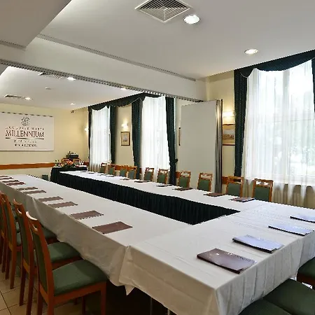 Hotell Millennium 3*