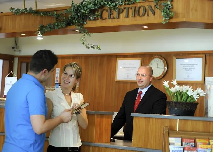 Отель Millennium