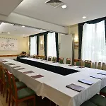 Hotel Millennium 3*